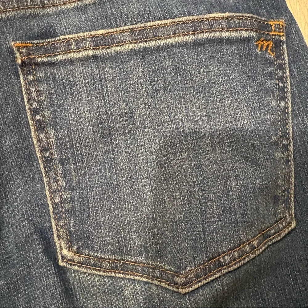 Madewell Cali Demi-Boot Jeans: Destructed-Hem Edition, Sz 25 - Picture 15 of 16